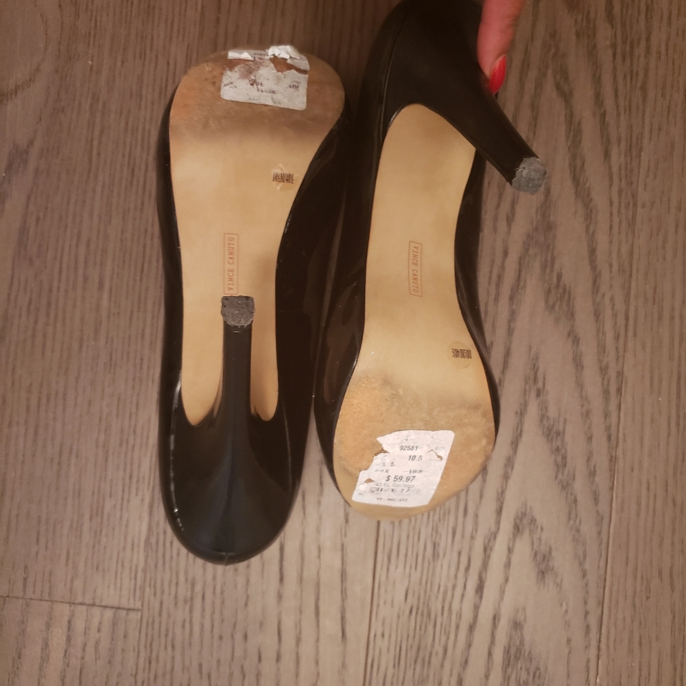 Heels - Picture 2 of 4